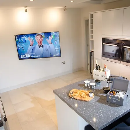 Nyaraló The Cow Shed - With Hot Tub